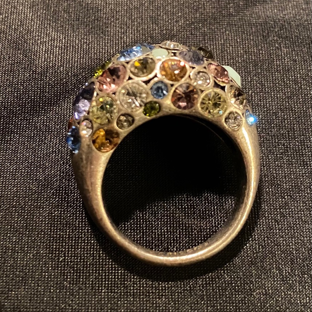 Ring - Picture 2 of 5